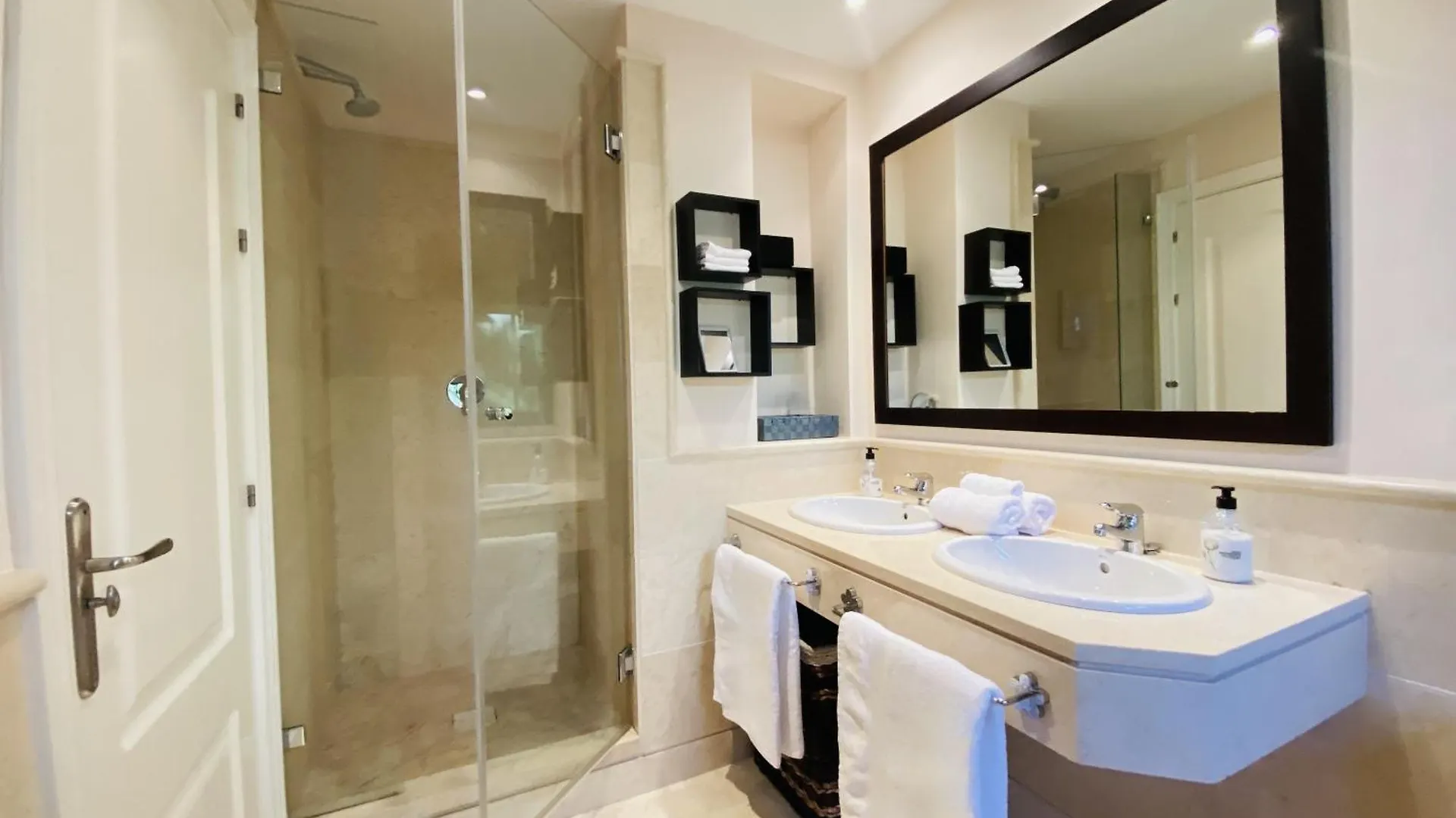 Sunset Luxury Retreat Apartment Benahavis 0*,  Spain